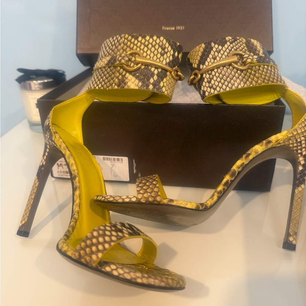 Gucci Yellow and Brown python ๐ Heels
Authentic - Picture 4 of 9